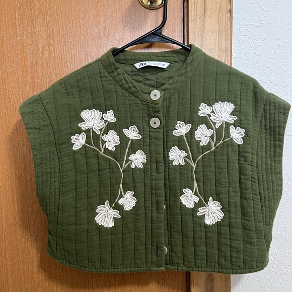 Zara Olive Quilted Vest - Picture 4 of 4